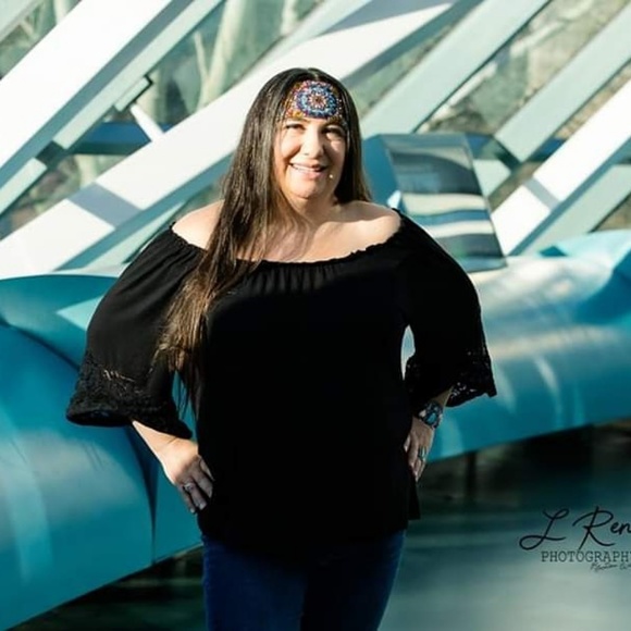 Meet your Posher, Carole - Picture 1 of 1